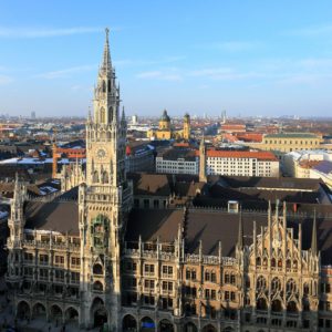 Neues_Rathaus_Munich_March_2013-1
